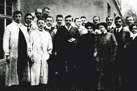 Prof. A. Werner mit seinen Doktoranden 1911